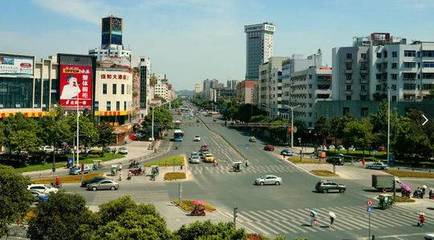 遂寧加速構建成渝經濟區綜合交通樞紐，推動公路網與貨運協同發展